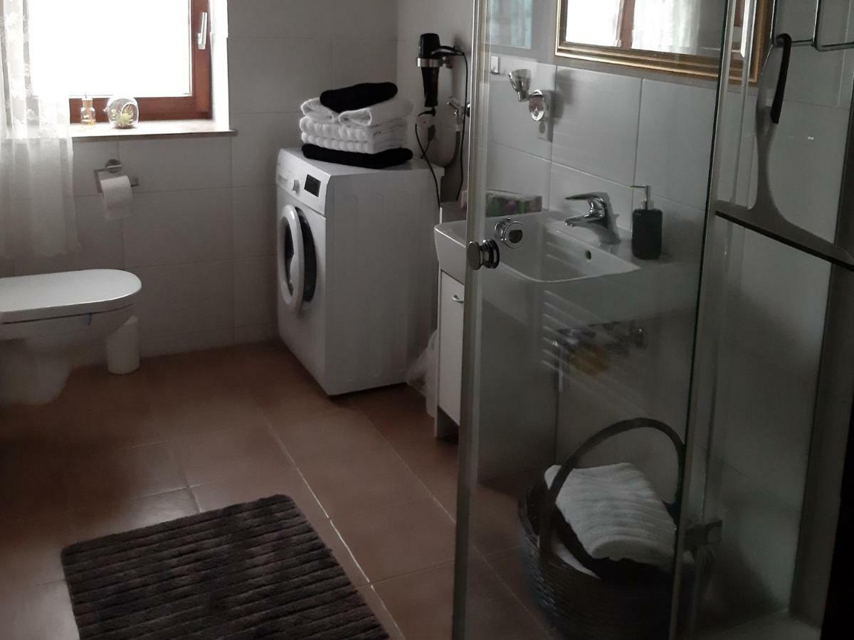 Fewo Im Mesnerhaus Mengen Ngoại thất bức ảnh